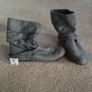 Lower East Side Boots | Gray Suede Boots Sz 9